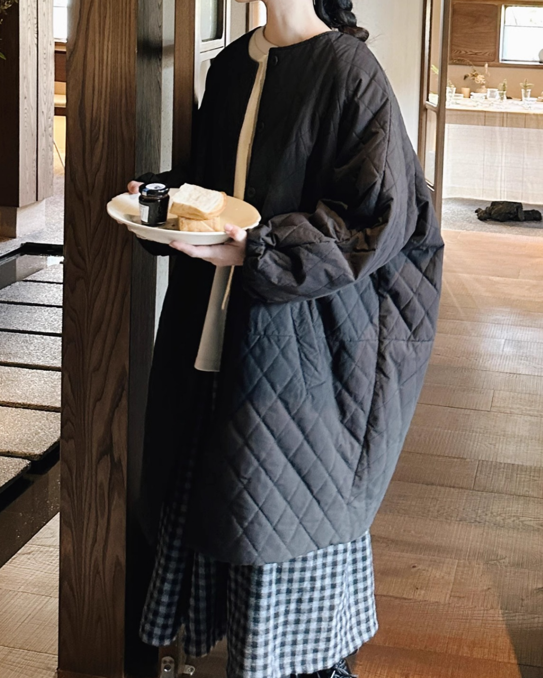 ノーカラーキルティングロングコート 2741