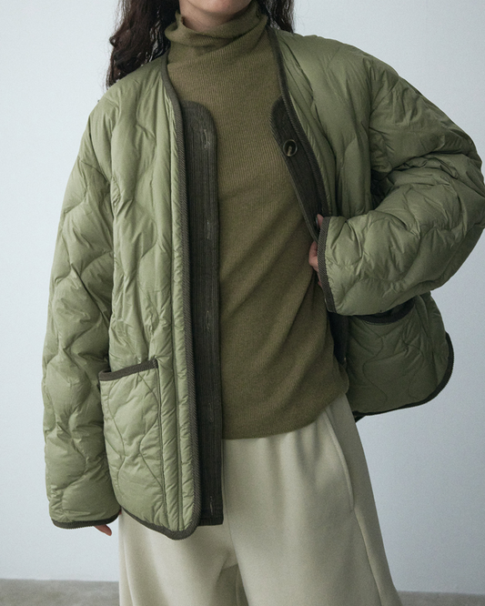 ノーカラーブラックラインキルティングジャケット 2730