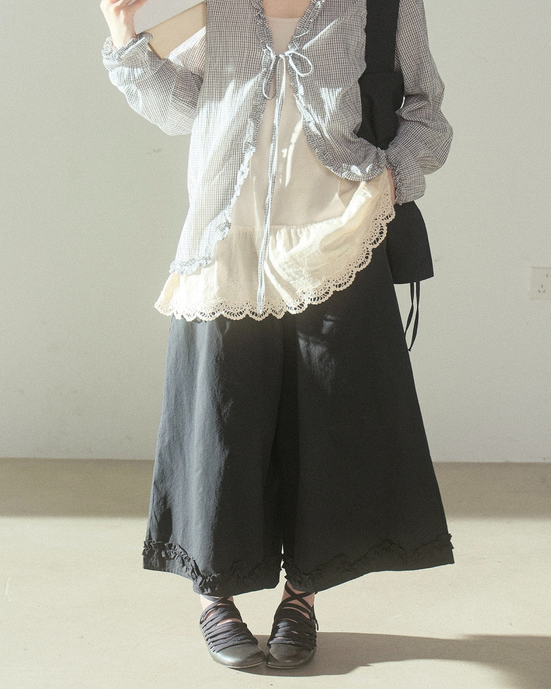 ハイウエストフリルワイドクロップドパンツ 2328