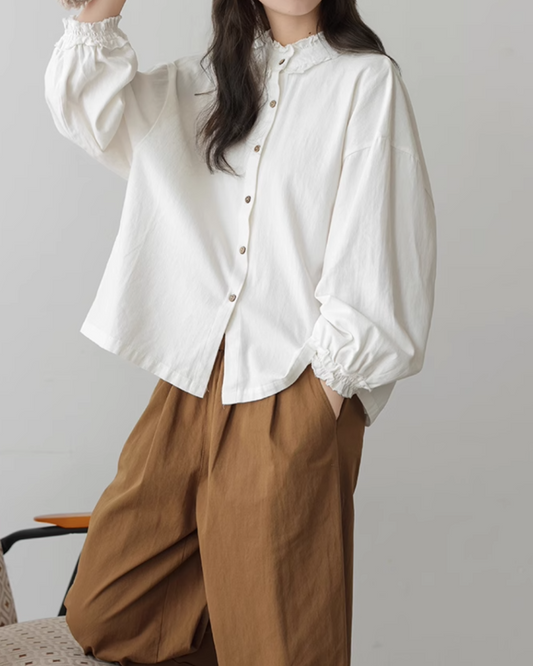 ウッドボタンレースブラウス 2022