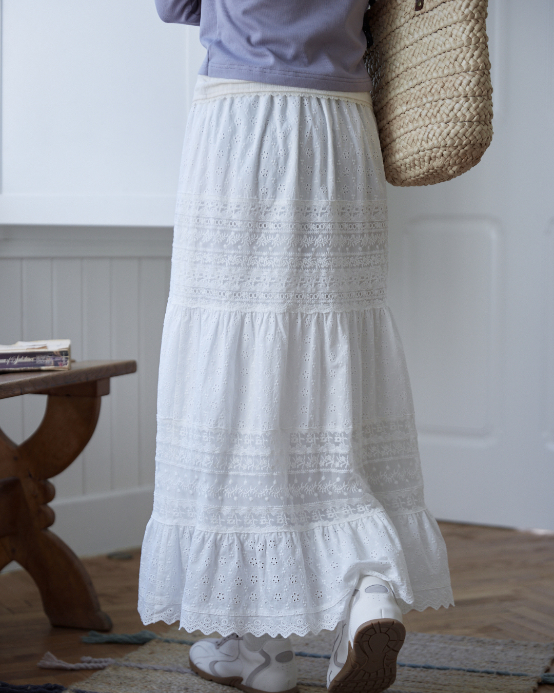 ハイウエスト刺繍フレアロングスカート 2226