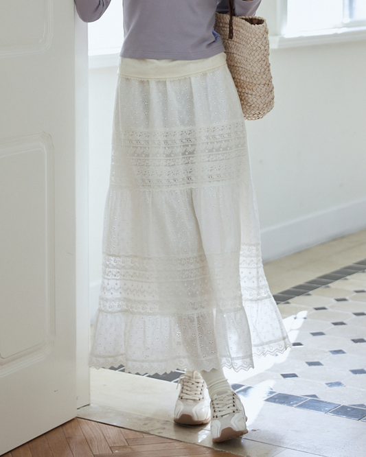 ハイウエスト刺繍フレアロングスカート 2226