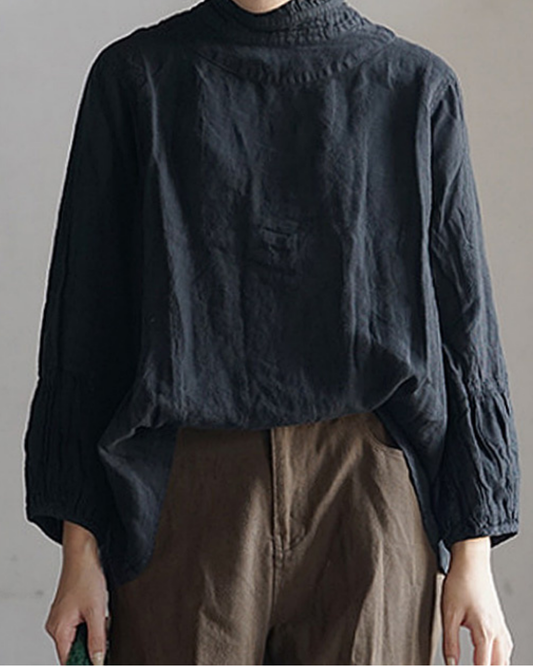 【頑張りすぎない日の主役】フリルハイネックラフィブラウス 1460｜肌に寄り添う質感と身体を綺麗に見せる設計