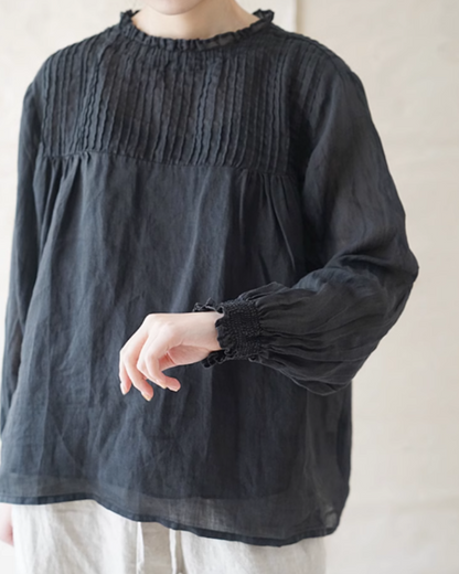 ピンタックフリル刺繍ブラウス 1951
