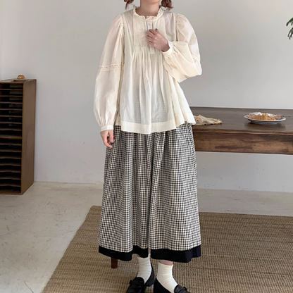 シアーフリル刺繍ブラウス 1491