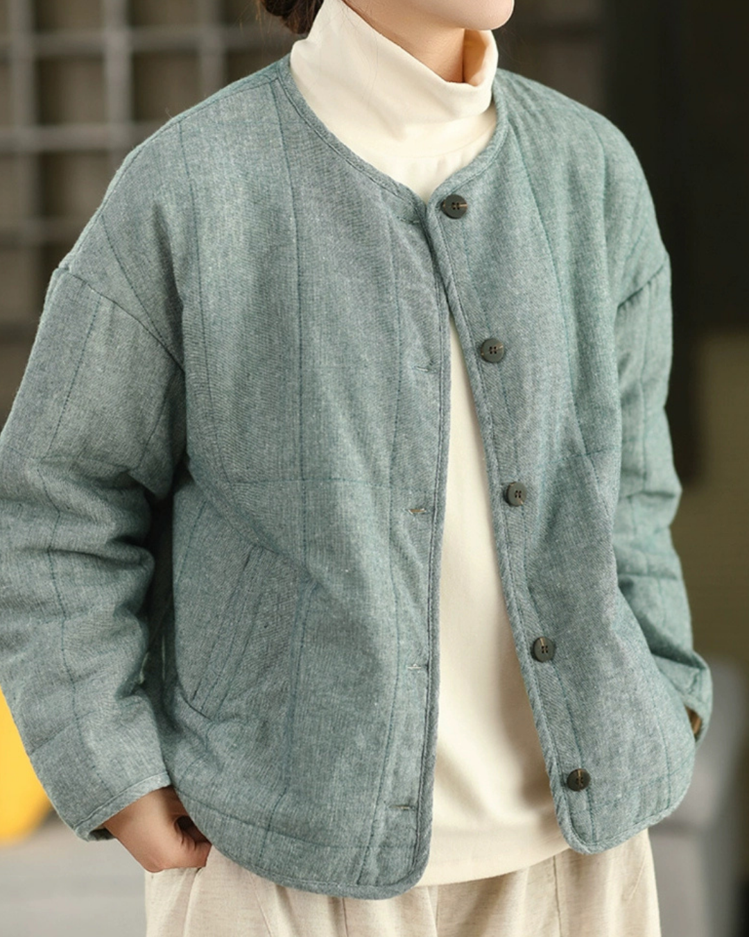 ソフトタッチキルトノーカラーショートジャケット 2772